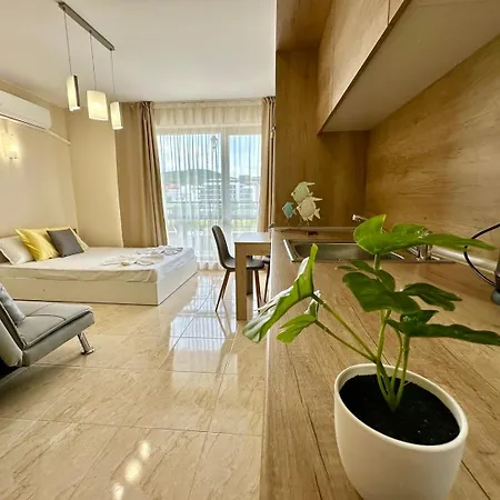 Menada Sea Dreams Daire Sveti Vlas